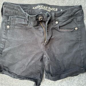 Women’s American Eagle shorts, size 6.